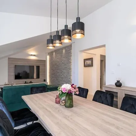 Apartment Friends & Family - Four Bedrooms *