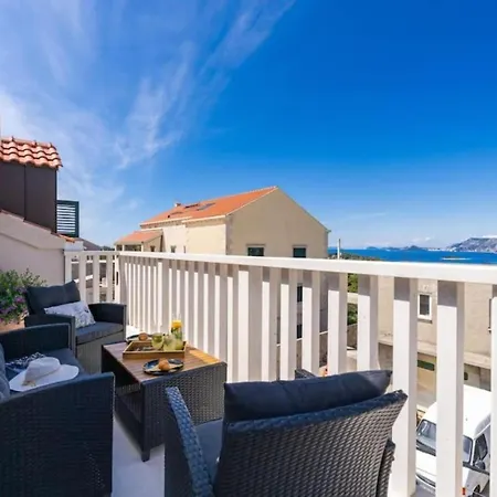 Friends & Family - Four Bedrooms Cavtat